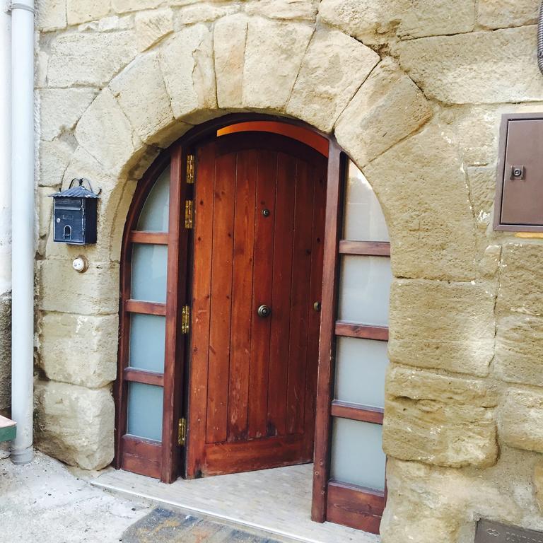 בית הארחה Apiés 	Casa Salto De Roldan מראה חיצוני תמונה