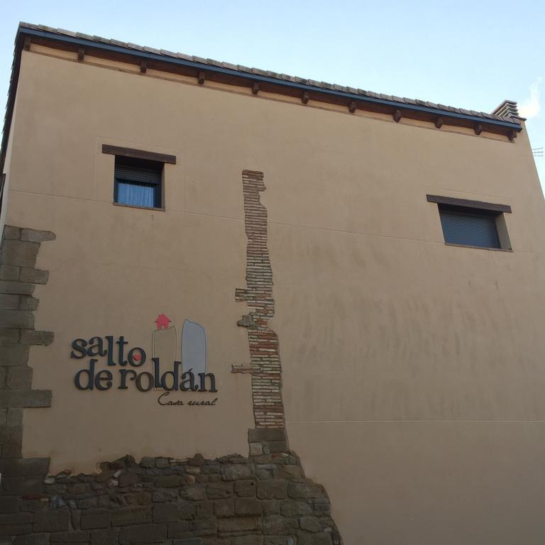 בית הארחה Apiés 	Casa Salto De Roldan מראה חיצוני תמונה