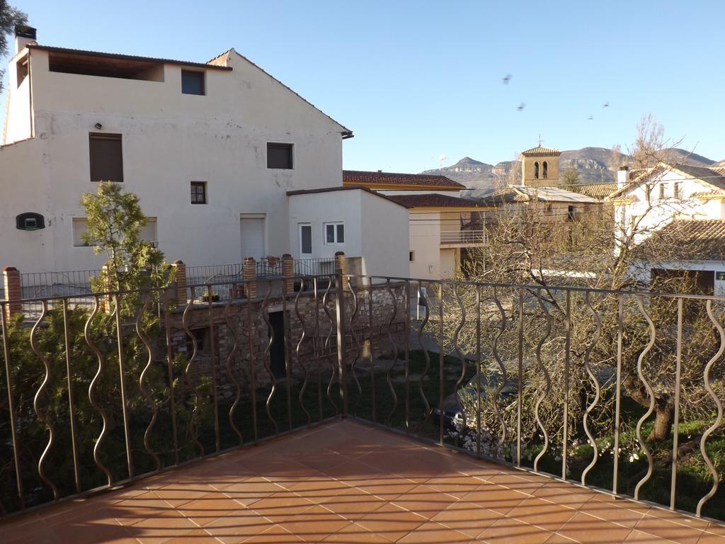 בית הארחה Apiés 	Casa Salto De Roldan מראה חיצוני תמונה